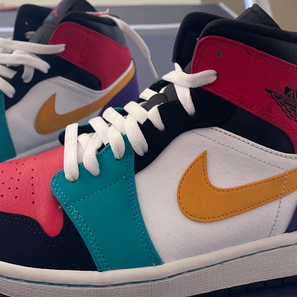 Air jordan 1 mid bred multi color online